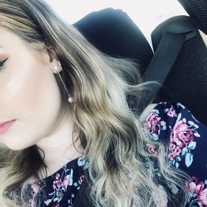 Meet your Posher, Alysa